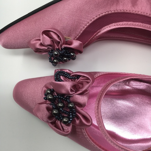 EY Boutique Women's Pink Satin 2.5 Inches Heel - Picture 15 of 16